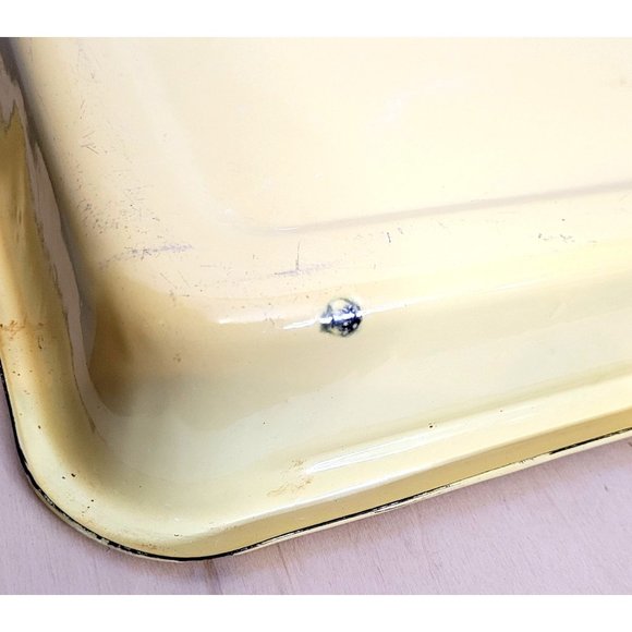 Vintage Yellow Enamel Coated Pan 16.5 x 10 x 2.5 Inches Has Chips - Picture 9 of 14